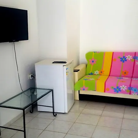 Jungle Hotel de apartamente Torba